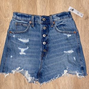 Abercrombie & Fitch Curve Ultra High Rise Short